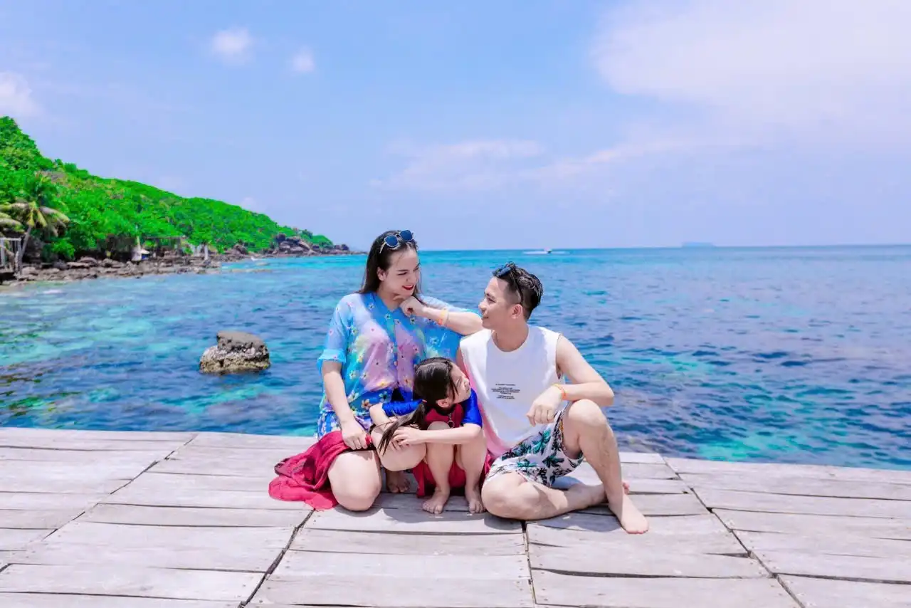 Câu chuyện cuộc đời khi màu áo lính kiên cường đi cùng nét nghệ thuật mềm mại