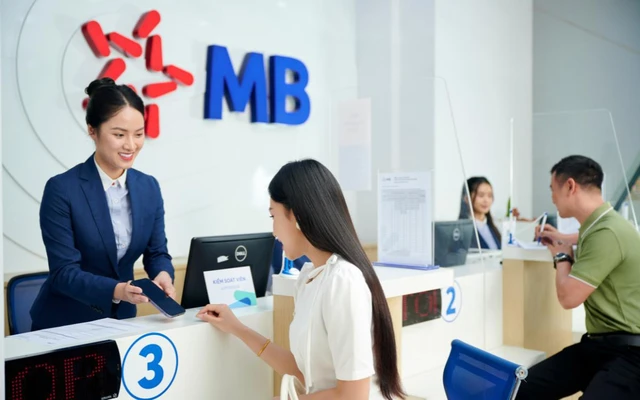 HOÁN BẤT ĐỘNG SẢN DOANH NGHIỆP NGÂN HÀNG SMART MONEY TÀI CHÍNH QUỐC TẾ VĨ MÔ KINH TẾ SỐ THỊ TRƯỜNG SỐNG LIFESTYLE Dữ liệu CafeF Lists MB giữ vững Top 2 thương hiệu ngân hàng hàng đầu Việt Nam năm 2025 theo Campaign Asia