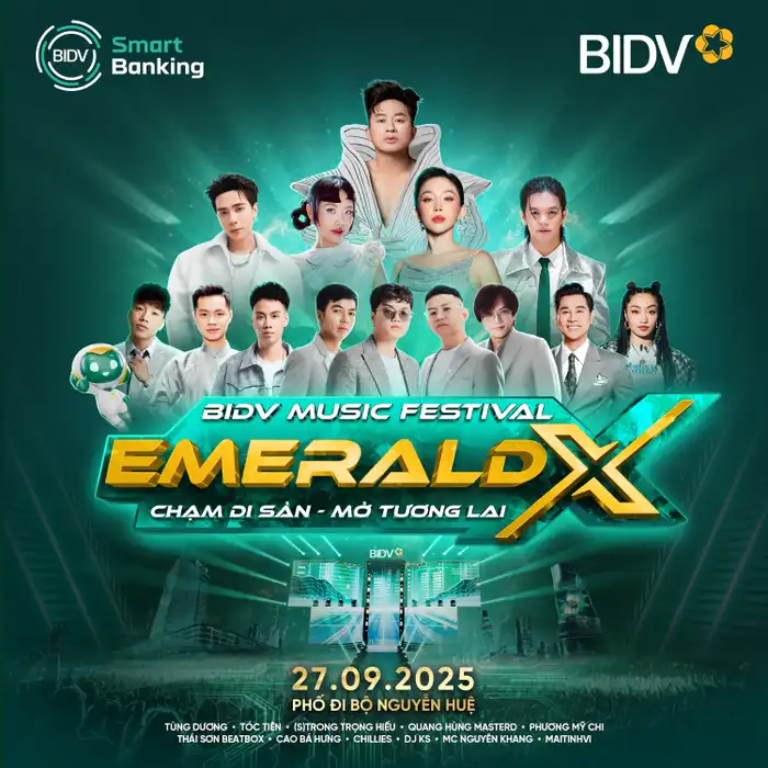 BIDV Music Festival ‘nóng rực’ ngay ngày đầu mở cửa, giới trẻ đổ về phố đi bộ Nguyễn Huệ